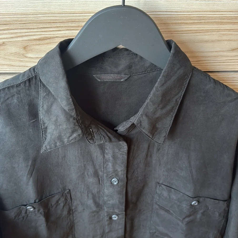 Left On Friday Day Trip Button Down - Picture 6 of 9